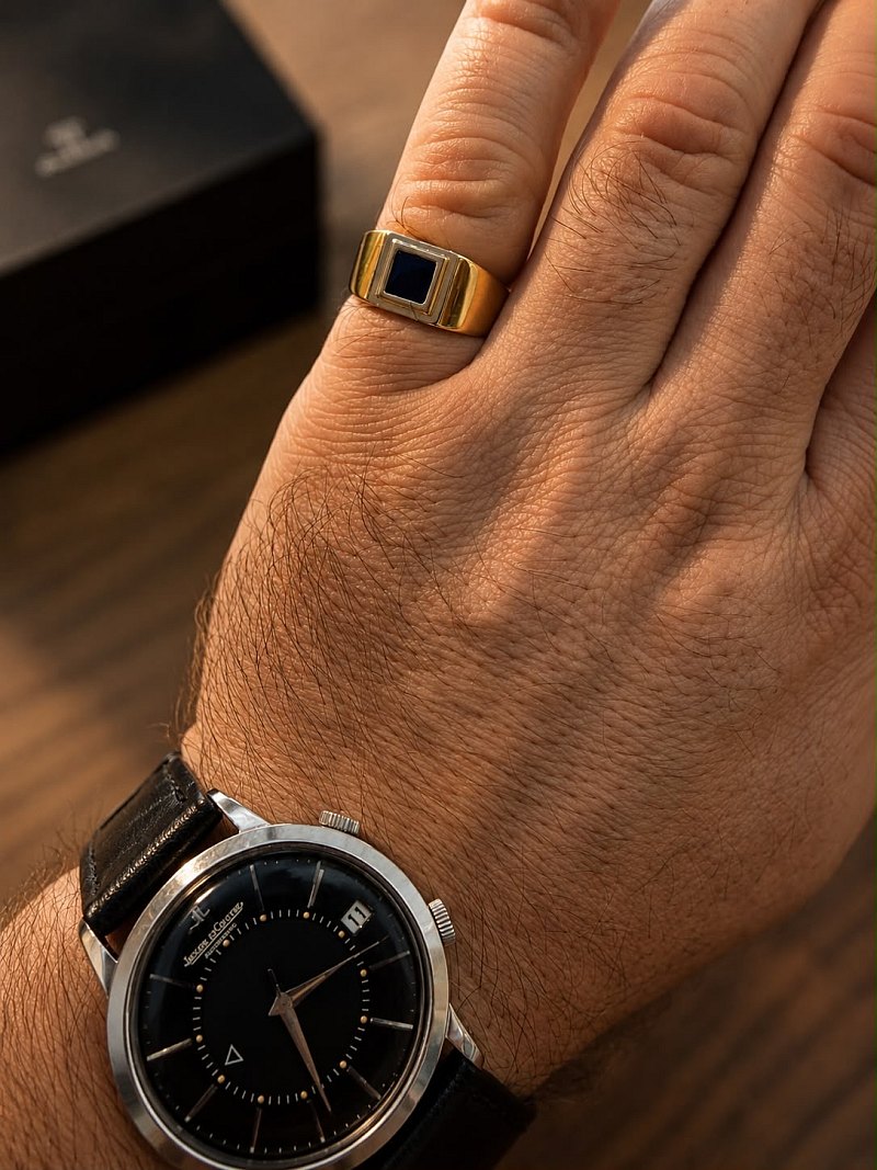 Jaeger-LeCoultre Memovox E855