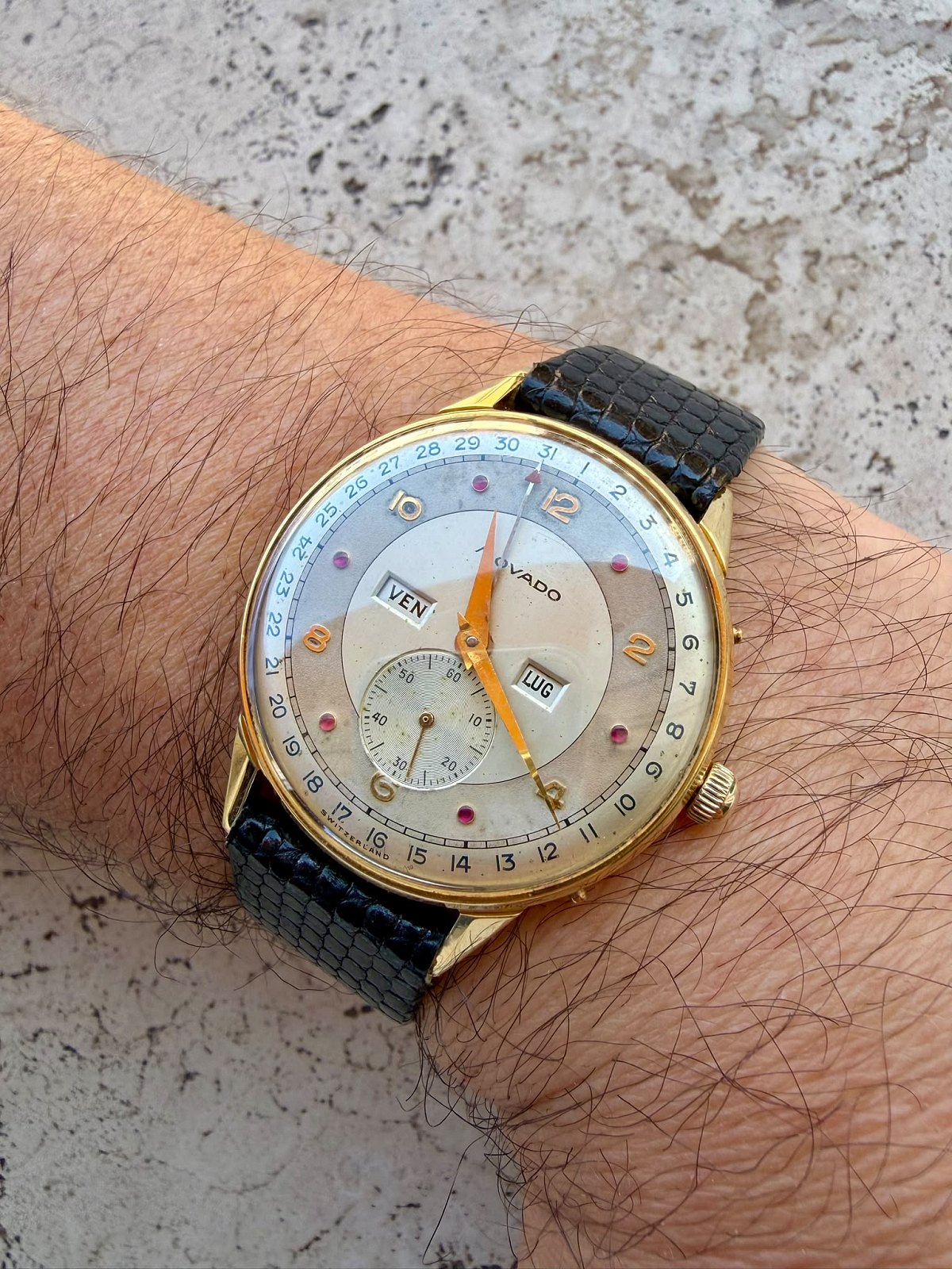 Movado Calendograph Triple Date – Aur Masiv 18K – Vintage Anii ’40–’50